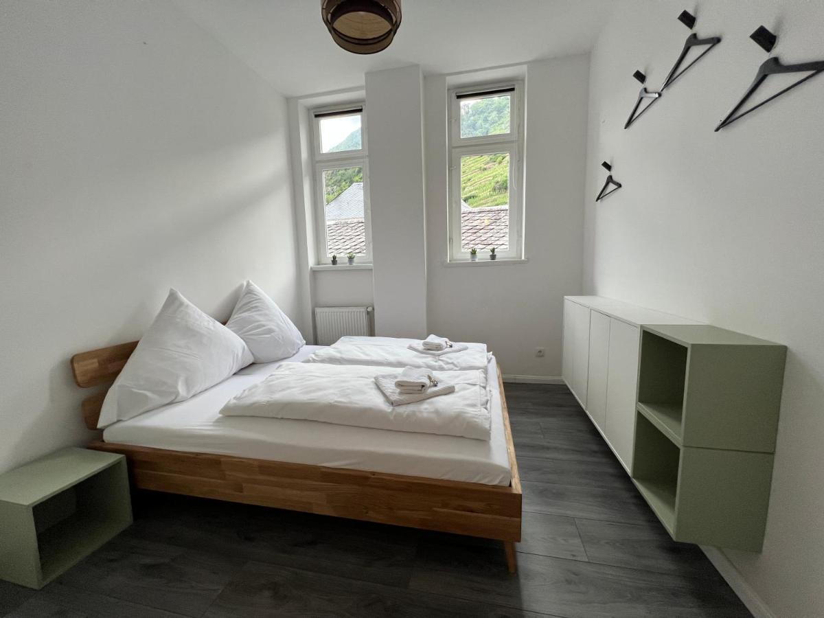 Direct Moselle View 200M² 4 Sz 10Pers Terrace Apartment Sankt Aldegund Bagian luar foto