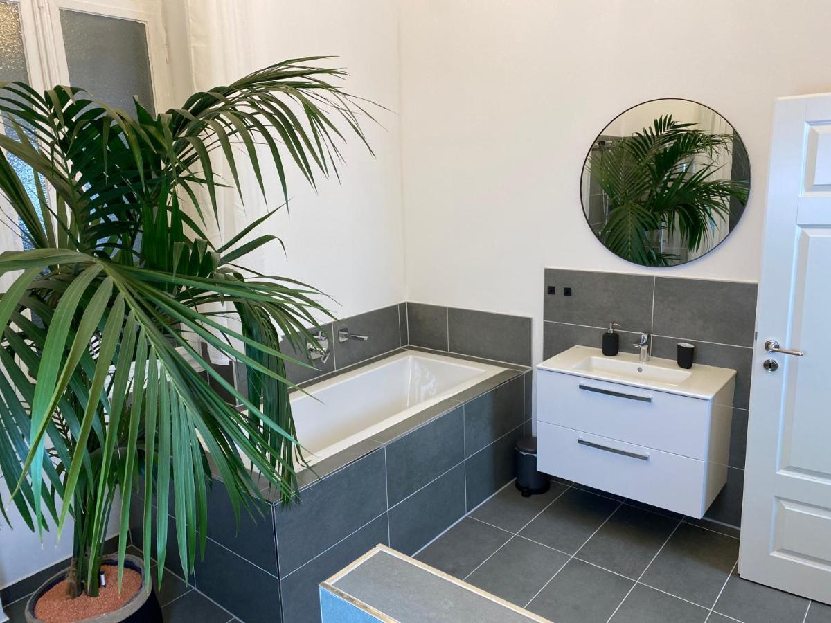Direct Moselle View 200M² 4 Sz 10Pers Terrace Apartment Sankt Aldegund Bagian luar foto