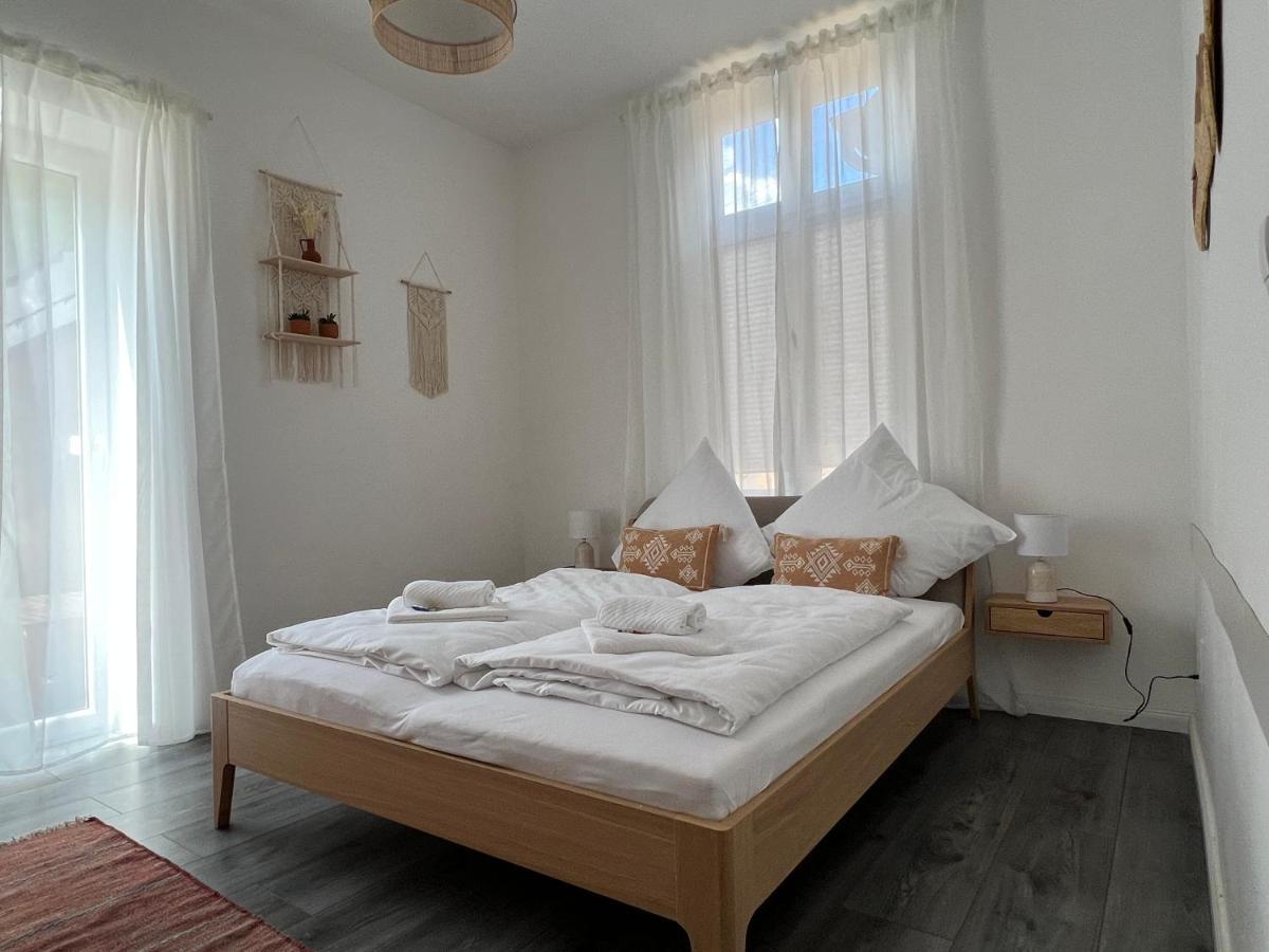 Direct Moselle View 200M² 4 Sz 10Pers Terrace Apartment Sankt Aldegund Bagian luar foto