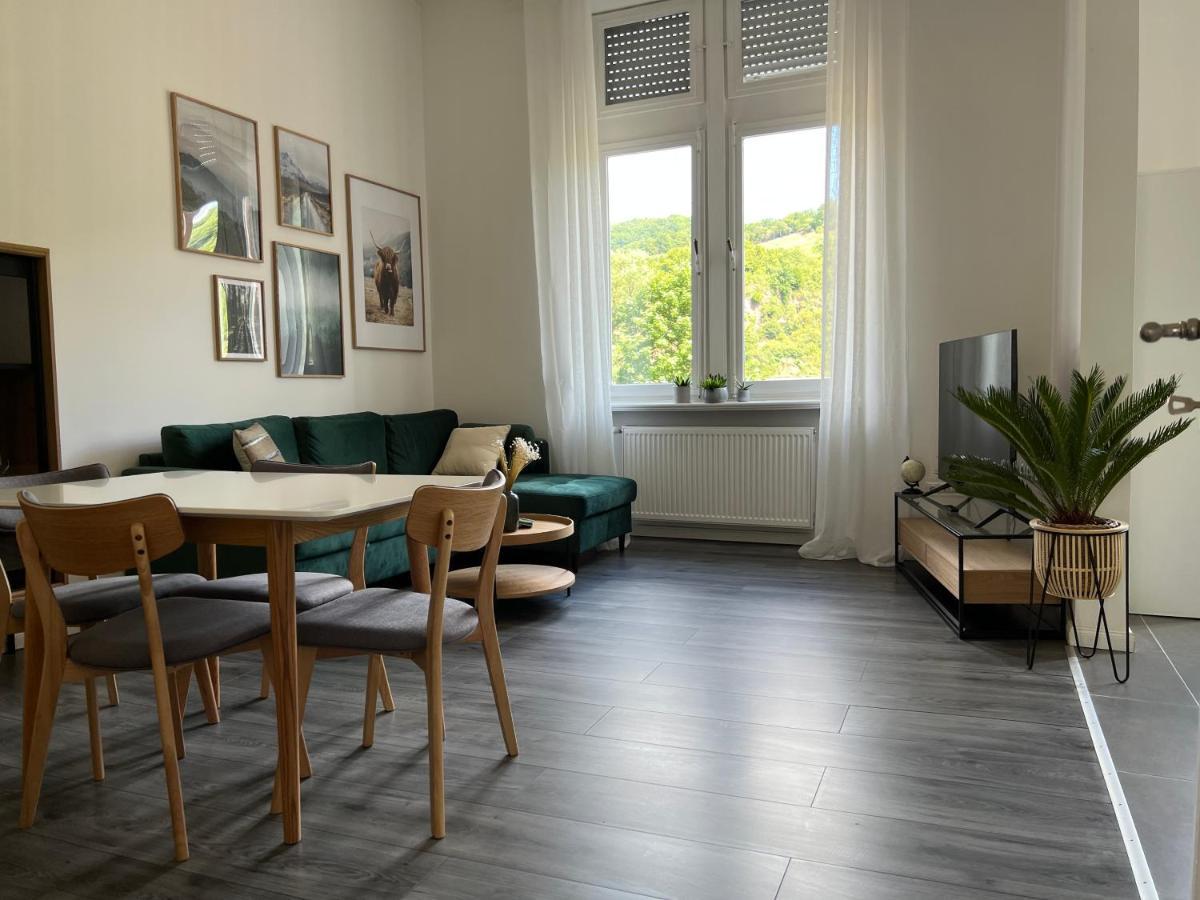 Direct Moselle View 200M² 4 Sz 10Pers Terrace Apartment Sankt Aldegund Bagian luar foto
